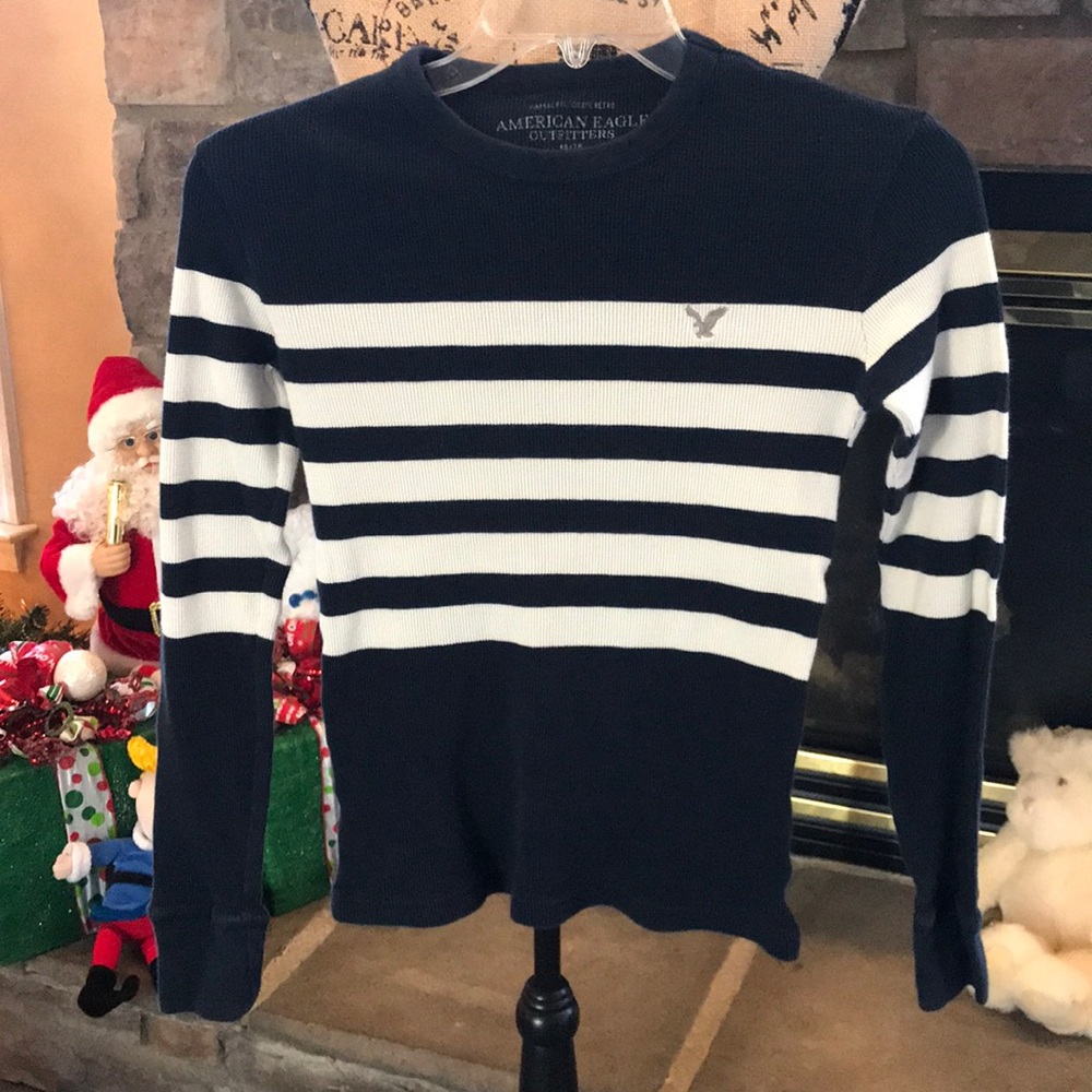 American Eagle long sleeve shirt